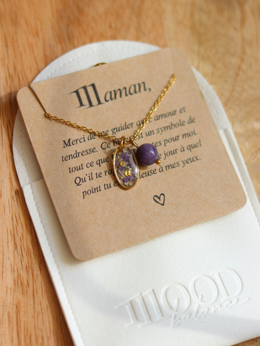 Collier symbolique