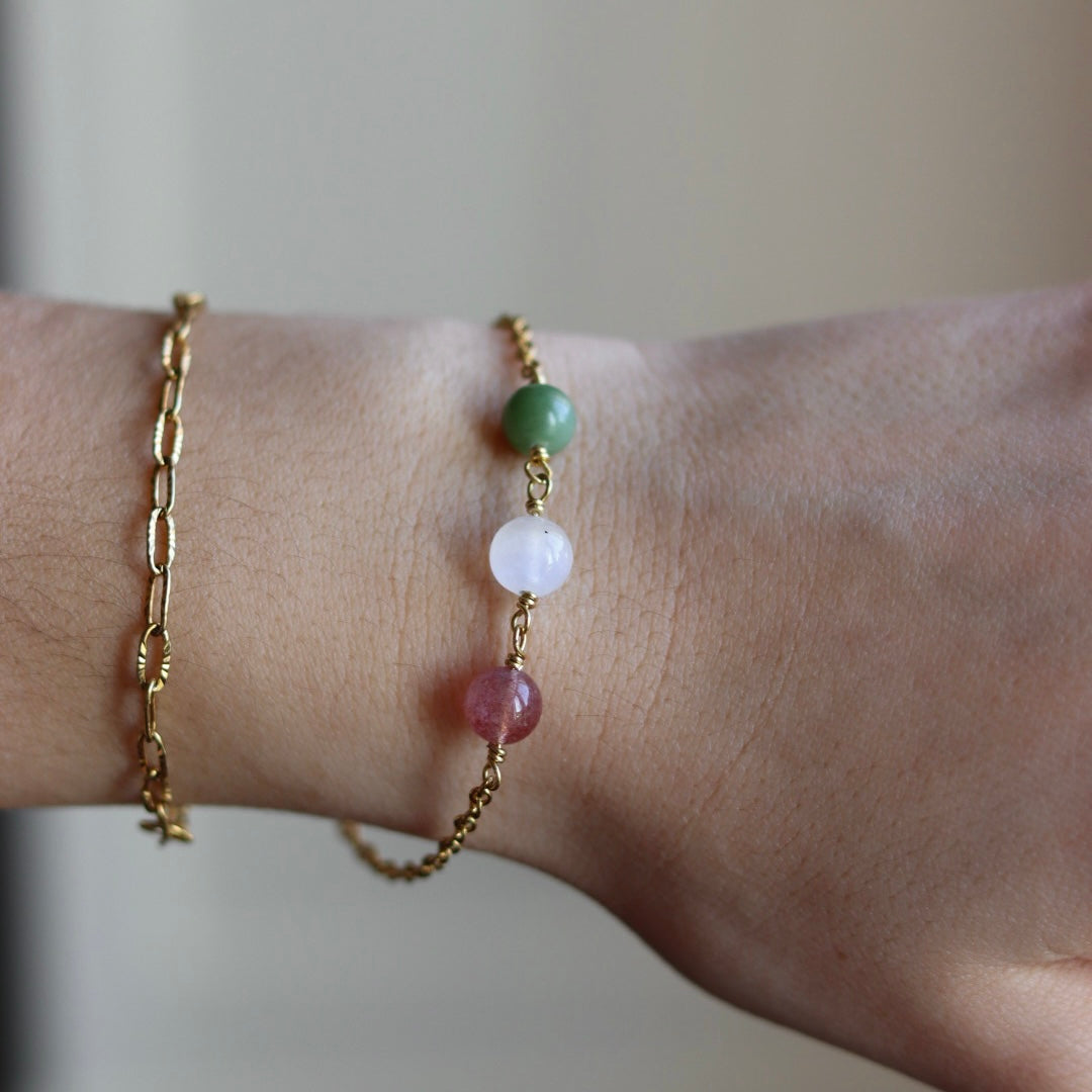 Moodie Necklace