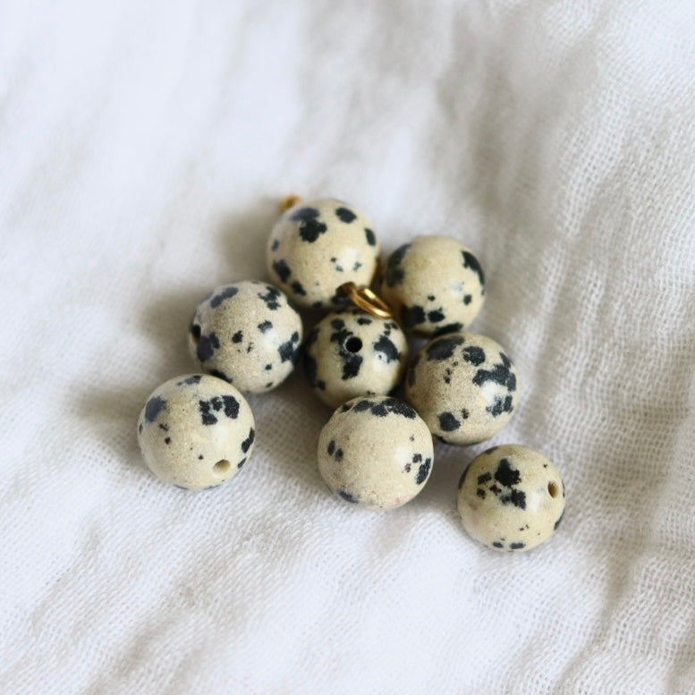 Ajout de petites pierres
